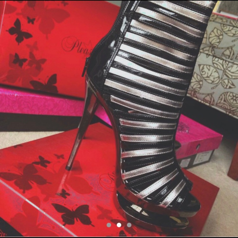Pleaser Shoes Style Blondie 660